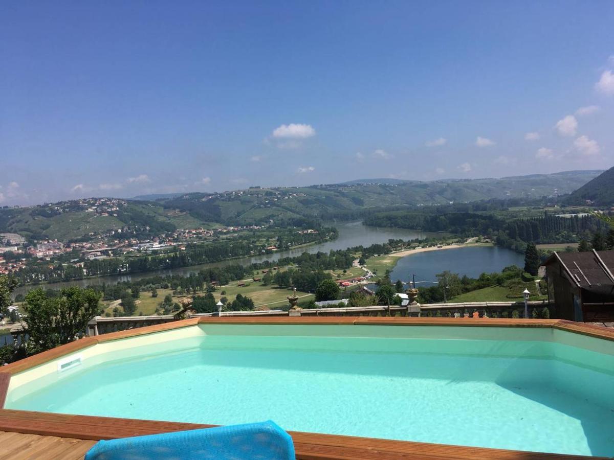Villa Panoramique Saint-Clair-du-Rhone Esterno foto